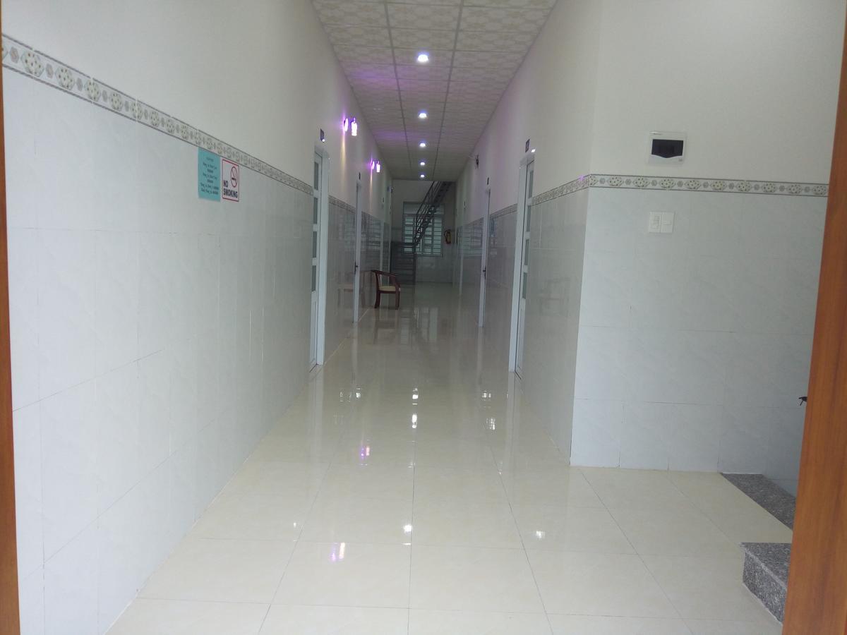 Khach San Mong An Hotel Vinh Hy Exterior photo